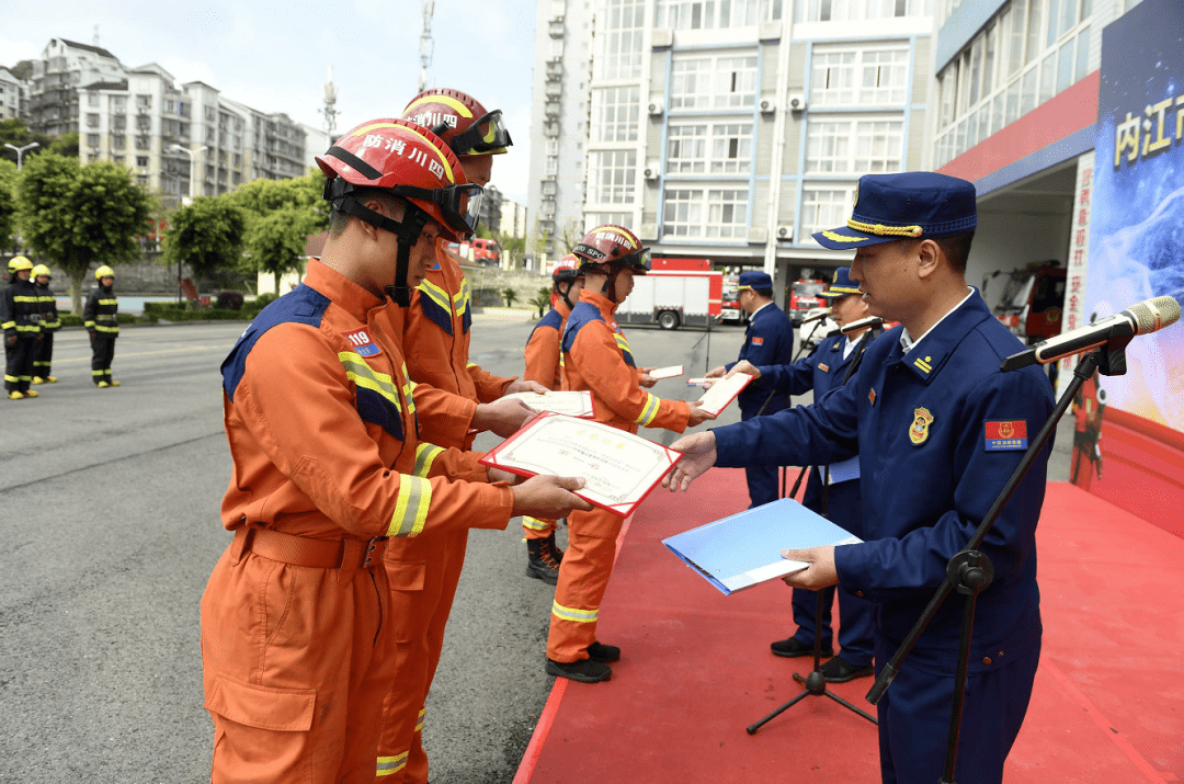 关于棒球大师赛，粤西玄武队与嵩山闪电队读秒扳平，体能对抗拉满！全面提速抢占先机的信息
