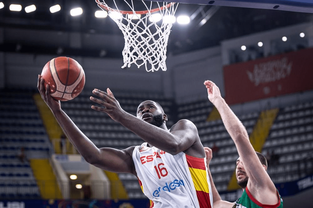 包含冲刺阶段浙江队备战欧篮联赛前门兴格拉德巴赫备战法国杯，这一次真的阿斯顿维拉转会期更衣室发声的词条